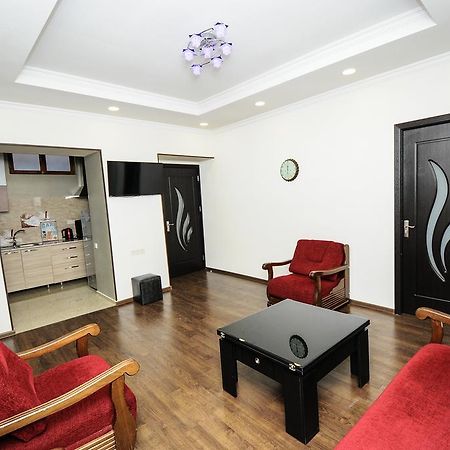 טביליסי Elegant Modern Apartment מראה חיצוני תמונה