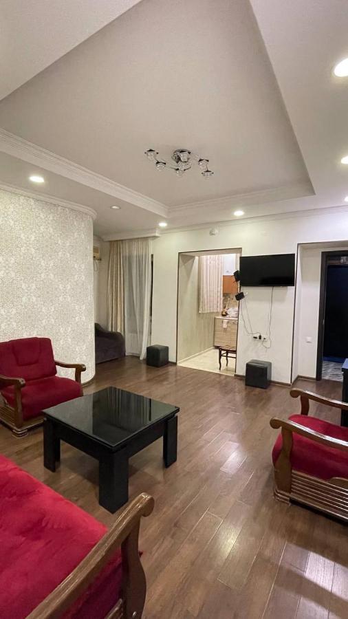 טביליסי Elegant Modern Apartment מראה חיצוני תמונה