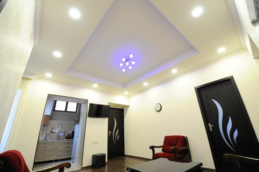 טביליסי Elegant Modern Apartment מראה חיצוני תמונה